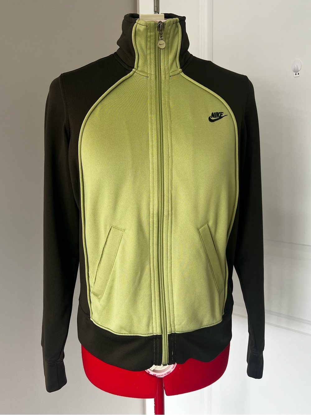 Nike Two-Tone Track Jacket - Light Green & Black